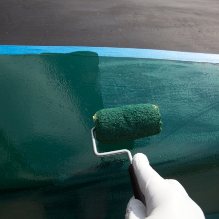 Green marine lacquer applied with a roller