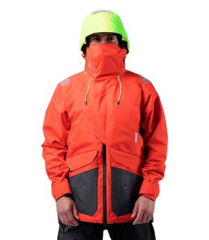 Veste de Quart OFS700 Zhik rouge portée