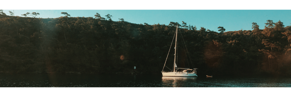 Bateau au mouillage - ancre bateau