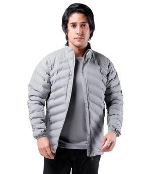 Veste isolante Cell Zhik gris clair porté